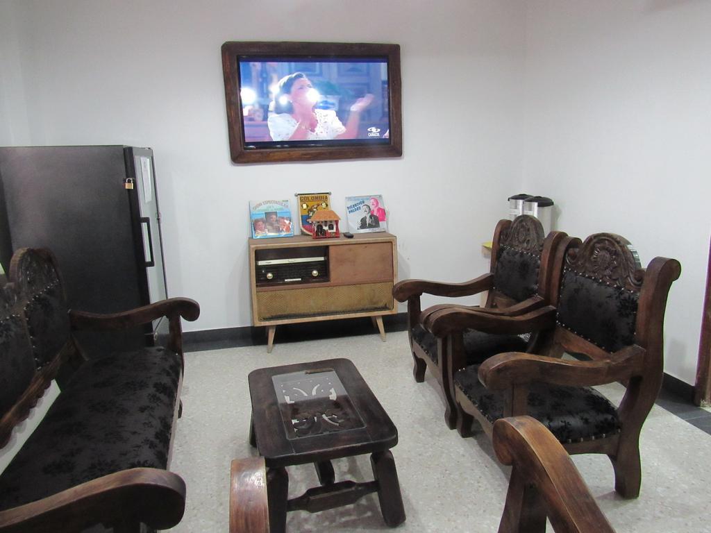 Hostal Internacional Bogotá Extérieur photo